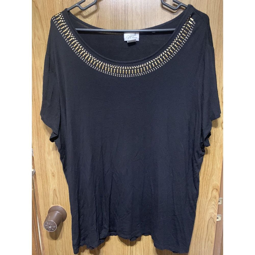 Jaclyn‎ Smith Black Short Sleeve Top with gold plated design like collar - XXL